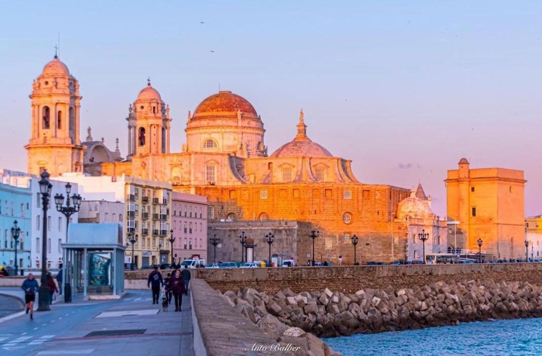 Www Casa Quili Cadiz Com Apartment Екстериор снимка